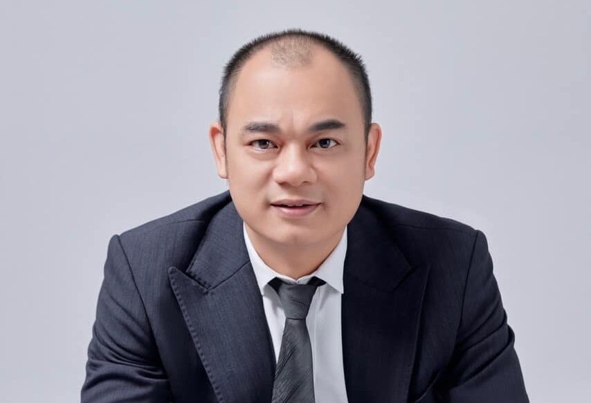 CEO tại Hoàng Cốt Thống